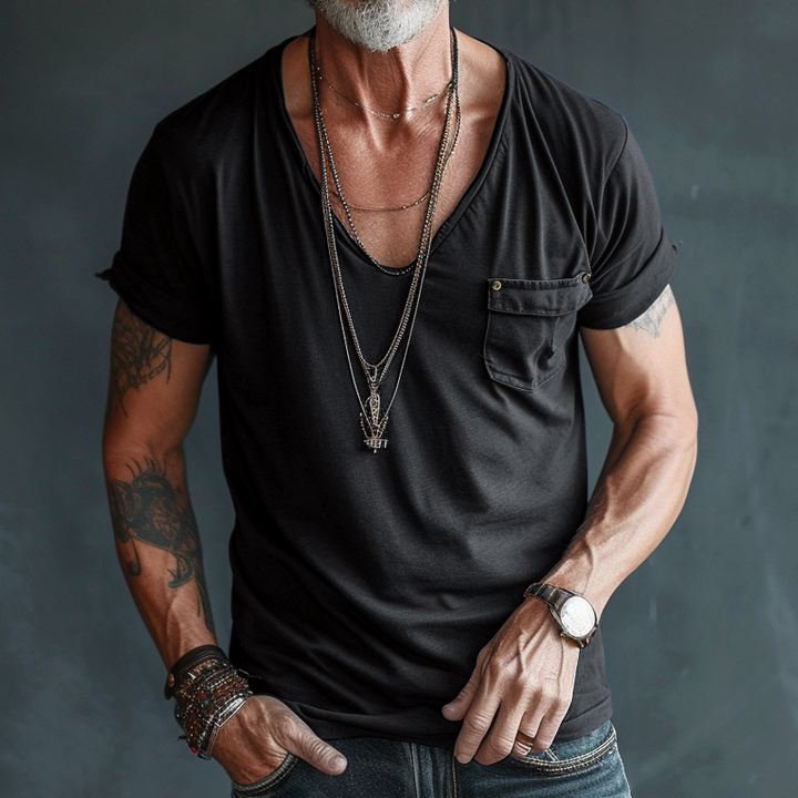 Logan – V-Neck Pocket Tee
