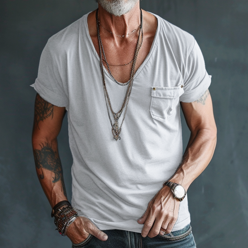Logan – V-Neck Pocket Tee