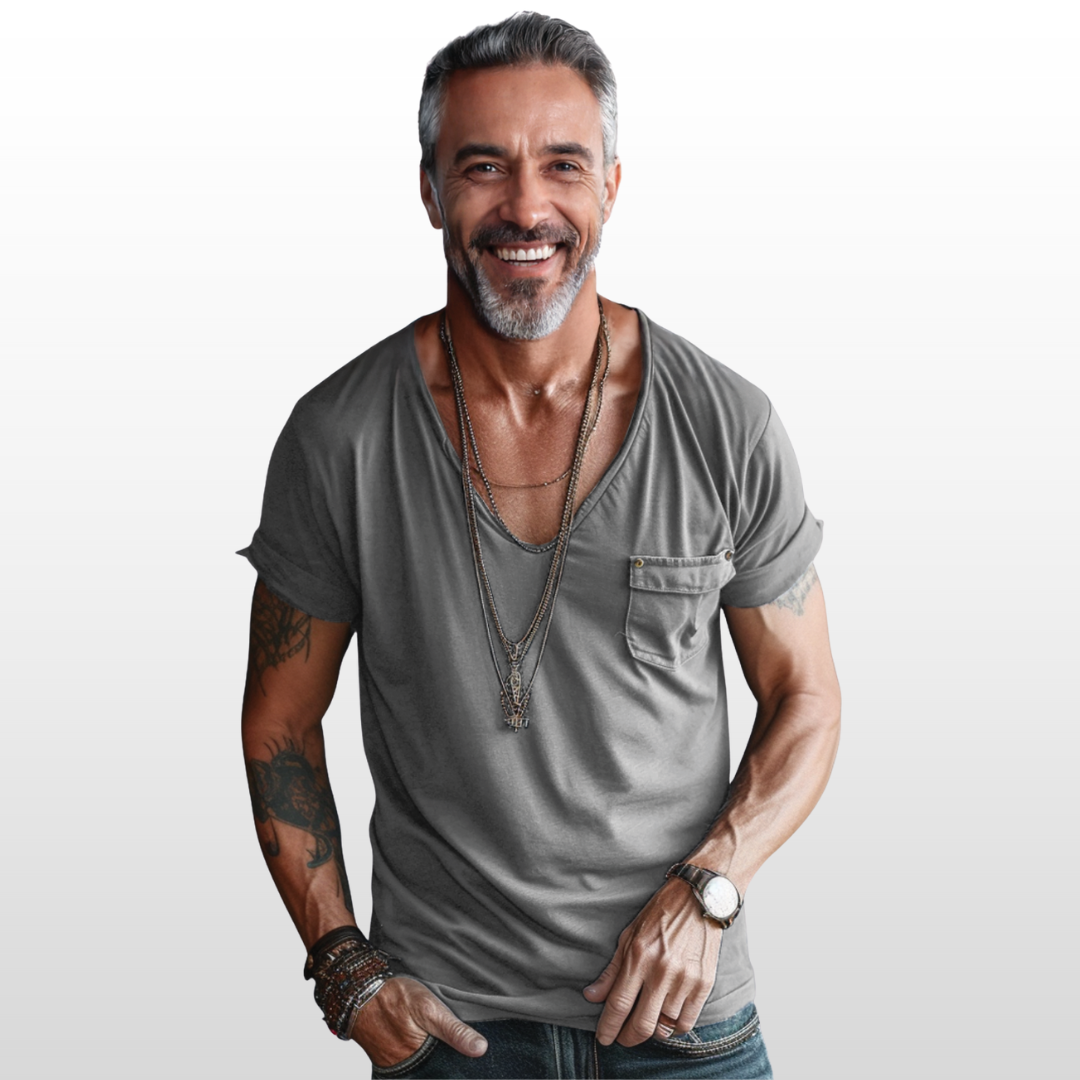 Logan – V-Neck Pocket Tee