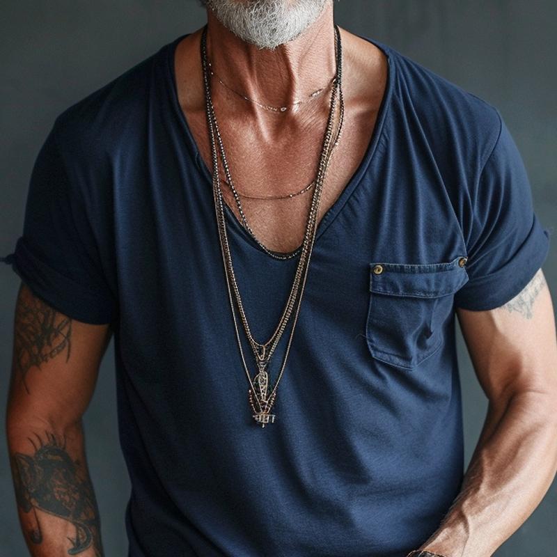 Logan – V-Neck Pocket Tee